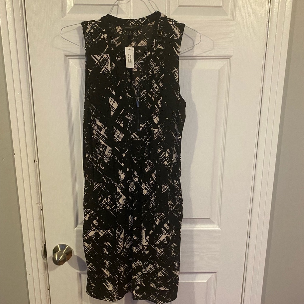 Banana Republic Black White Abstract Print Sleeveless Sheath Dress Size M NWT